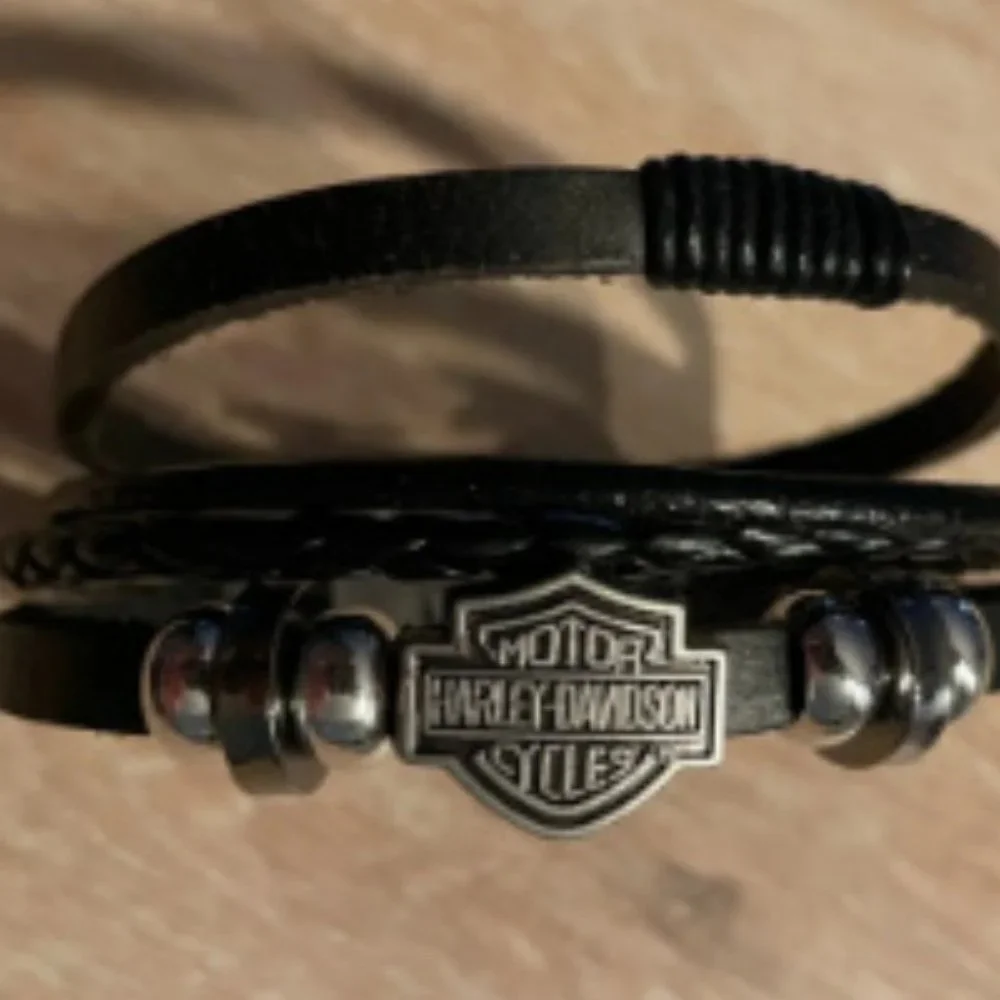 Brand New Harley Davidson HD Leather Wristband Bracelet